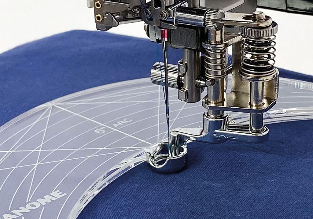 Лапка Janome  для стегания по шаблону (гориз.челнок) 202-442-000