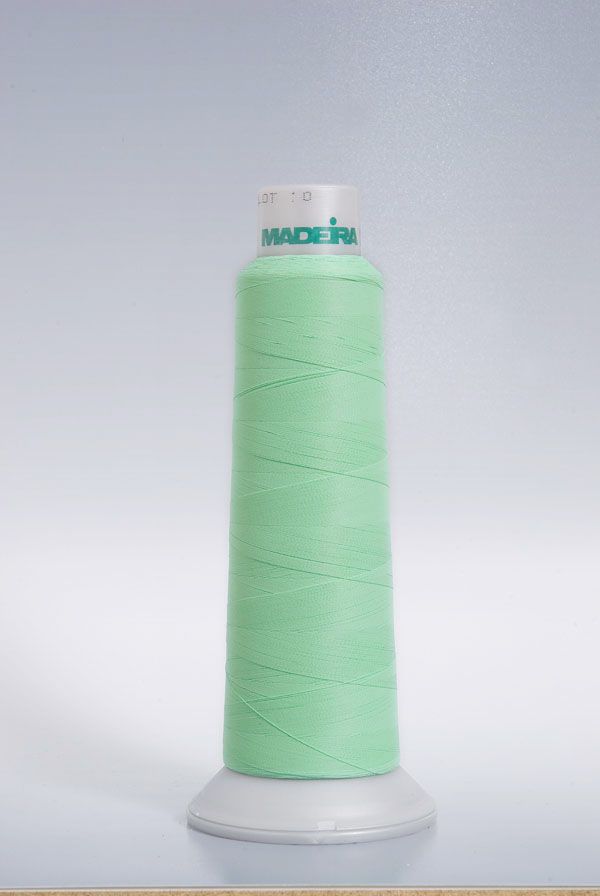 Нитки матовые, вышивальные Frosted Matt MADEIRA №40, 2500м