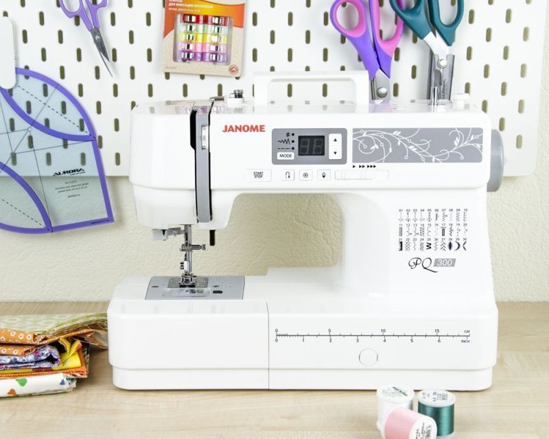 Швейная машина Janome PQ 300