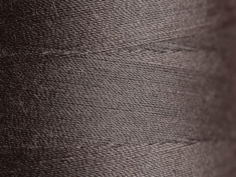 Нити для машинной стежки Madeira Aeroquilt №40 (2750 м)