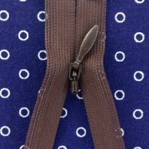 Молния потайная 22см, неразъемная тип 2 (4,20мм) YKK 0004715/22 CHC-26 (570)