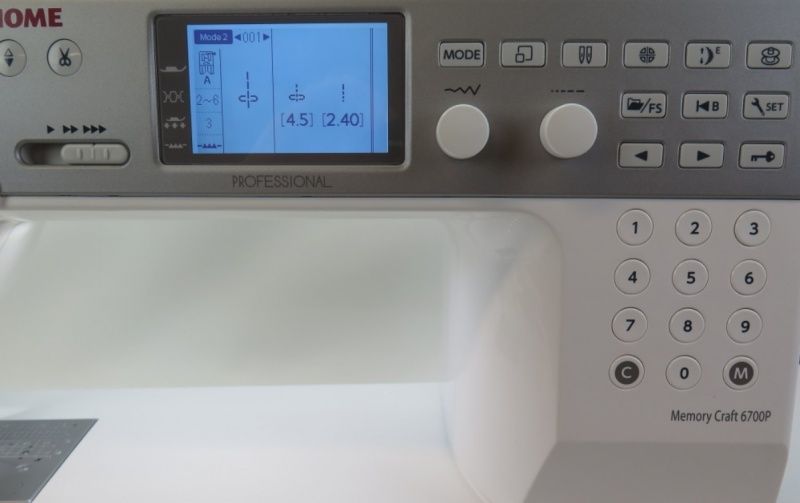 Швейная машина Janome Memory Craft 6700P