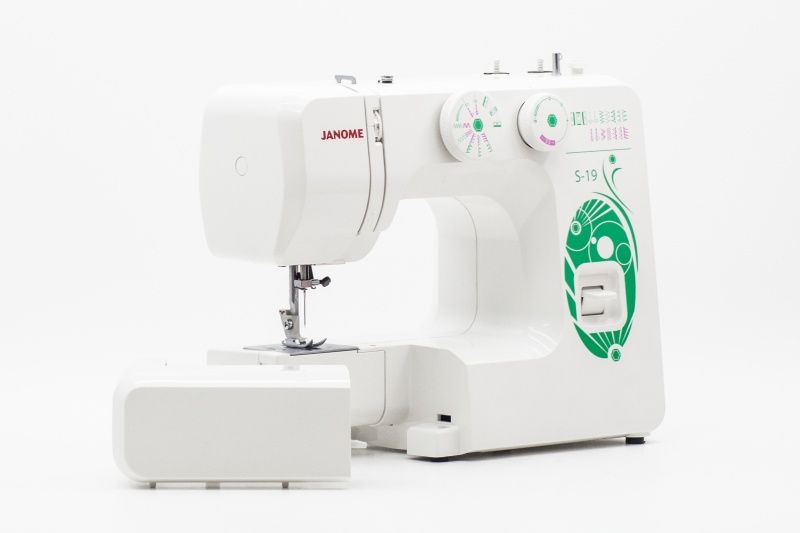 Швейная машина Janome S-19