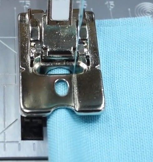 Лапка Bernina №12 для обработки трикотажа (5мм)