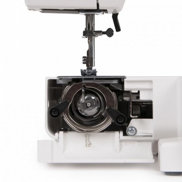 Швейная машина Janome J70