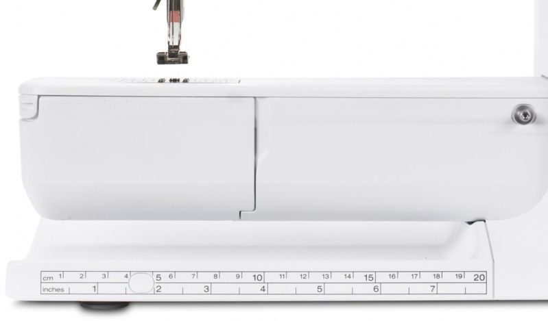 Швейная машина Bernina B435