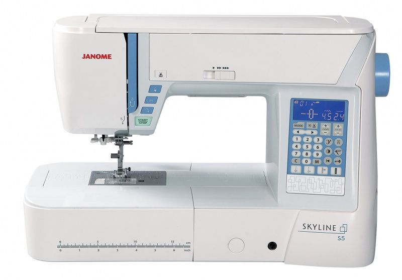 Швейная машина Janome Skyline S5