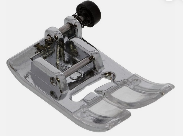 Лапка Janome универсальная с кнопкой 9мм.