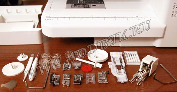 Швейная машина Janome QC 2325