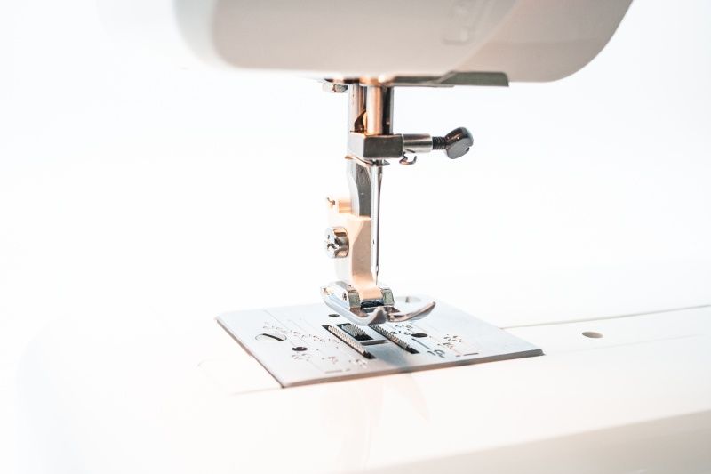 Швейная машина Janome S-19