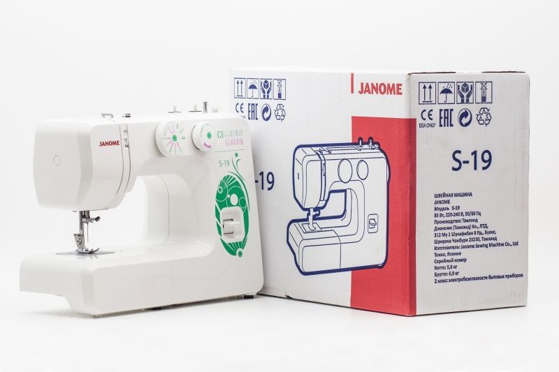 Швейная машина Janome S-19