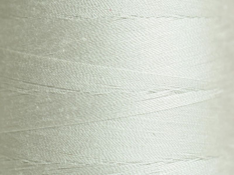 Нити для машинной стежки Madeira Aeroquilt №40 (2750 м)