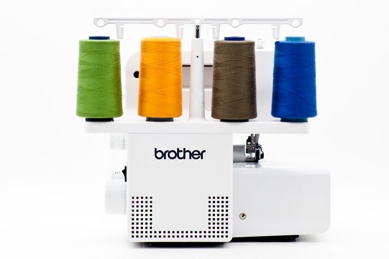 Оверлок Brother 655D