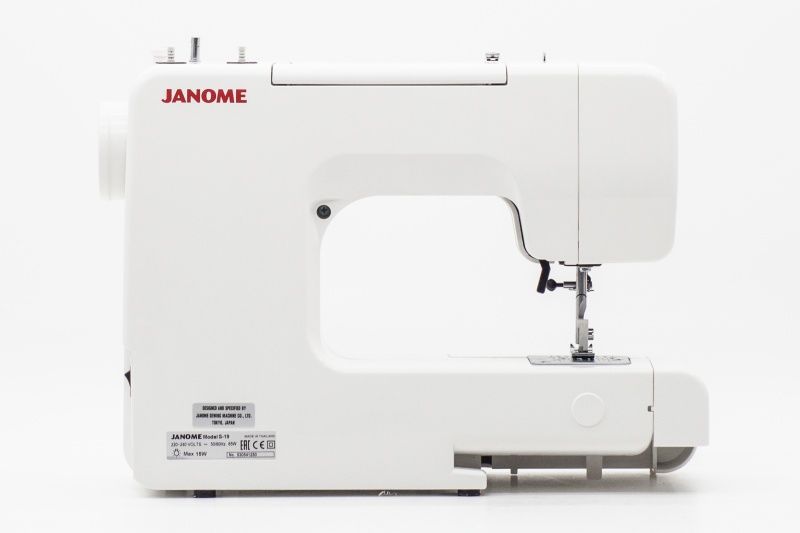 Швейная машина Janome S-19