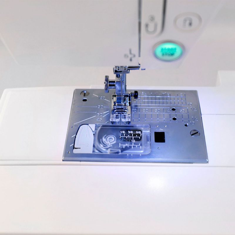 Швейная машина Janome DC 7100