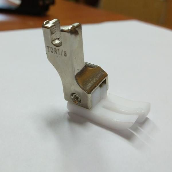 Лапка фторопластовая для отстрочки TCL 1/8" (3,2 мм)