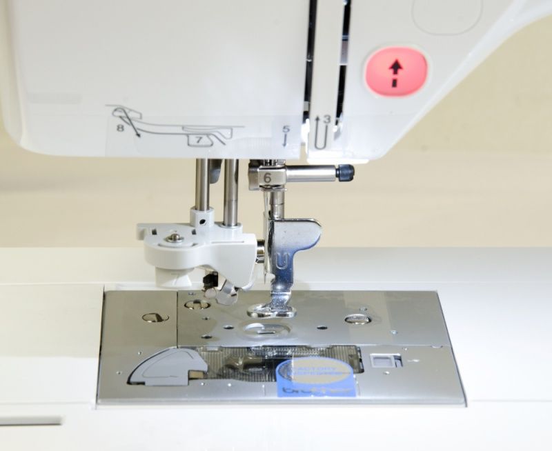 Вышивальная машина Brother NV-850e