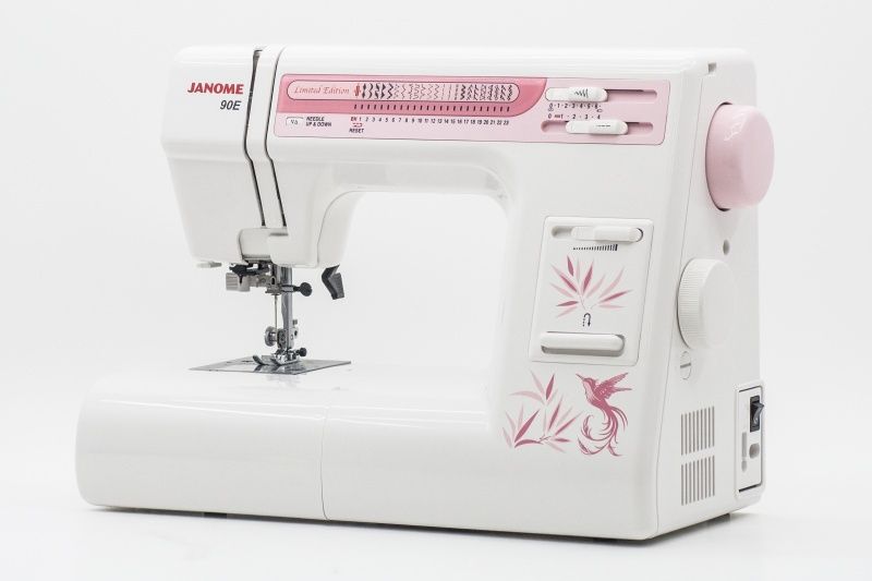 Швейная машина Janome 90e