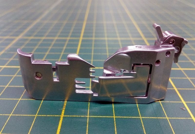 Лапка стандартная для Juki MO-735,75, PE-1500, Bernina 1150, 1300