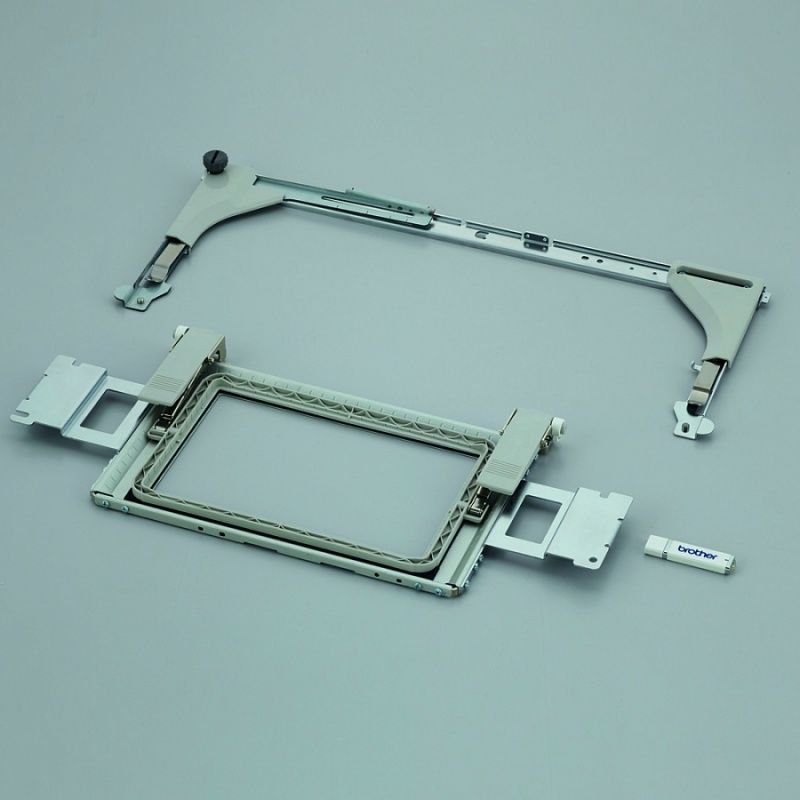 Вышивальная машина Brother VR