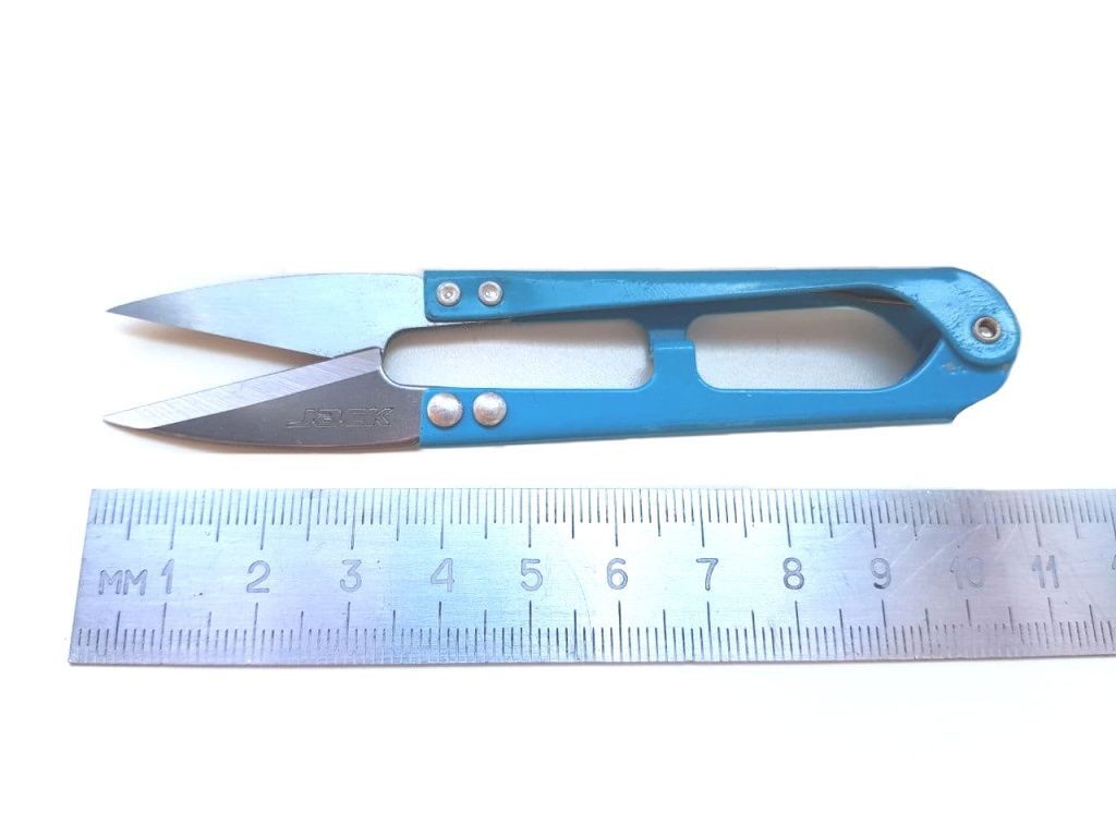 Сниппер для обрезки нитей TC-805 11 см