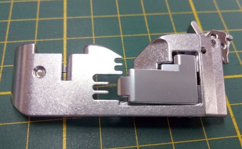 Лапка стандартная для Juki MO-735,75, PE-1500, Bernina 1150, 1300