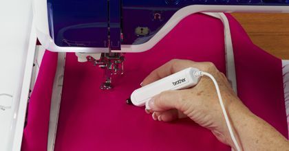 Швейно-вышивальная машина Brother Innov-Is V7