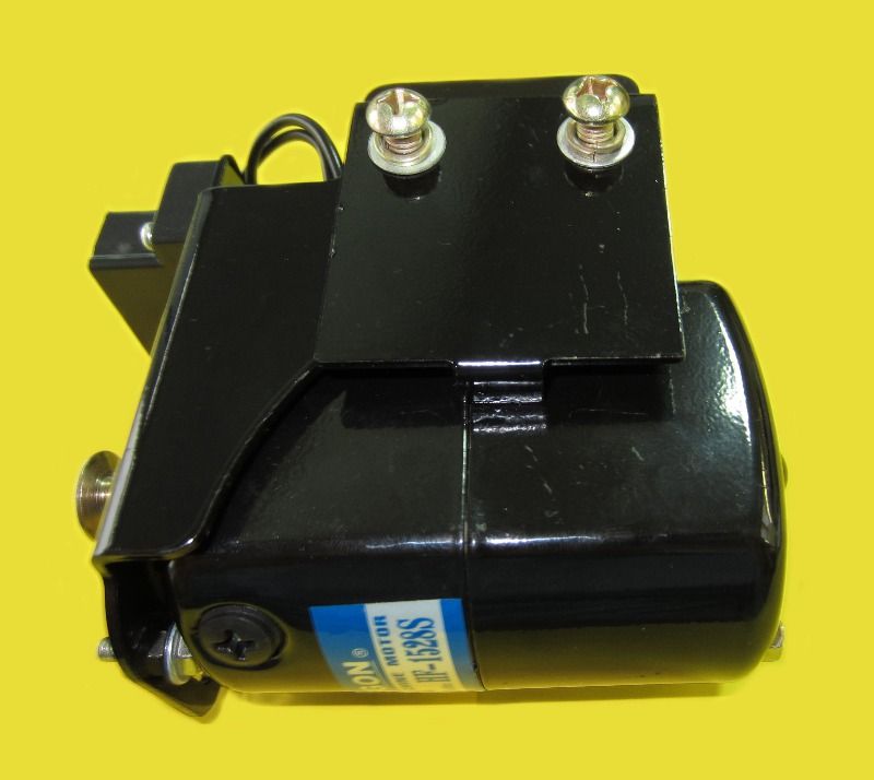 Электропривод(мотор) Jegon с педалью для оверлоков 150W