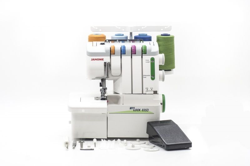 Оверлок Janome M 835D