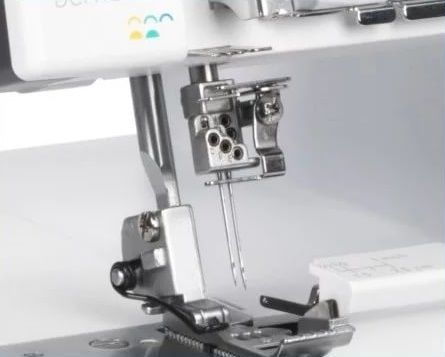 Оверлок Bernette Funlock b48
