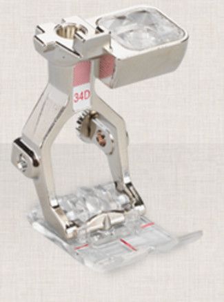 Лапка Bernina №34D для реверсных стежков с прозрачной подошвой