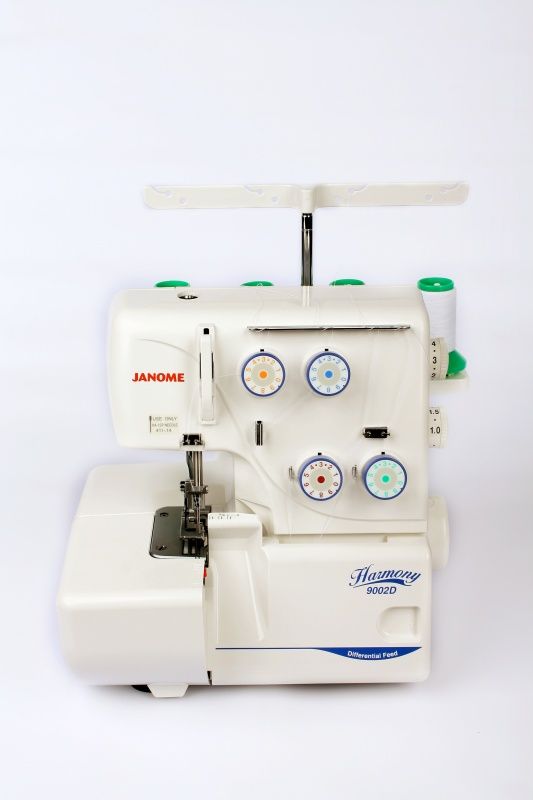 Оверлок Janome m9002d
