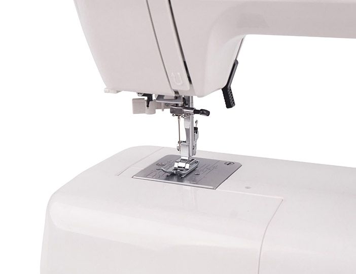 Швейная машина Janome 1547