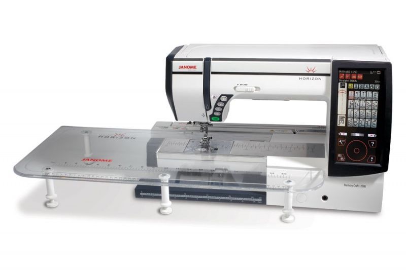 Швейно-вышивальная машина Janome Memory Craft 12000