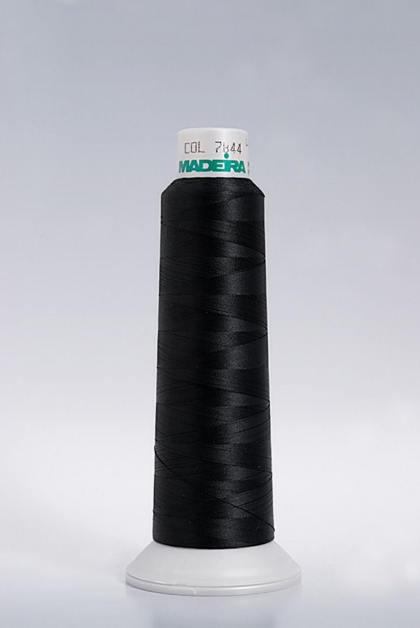 Нитки матовые, вышивальные Frosted Matt MADEIRA №40, 2500м