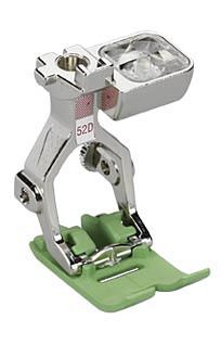 Лапка Bernina №52D для выполнения зигзага со скользящей подошвой