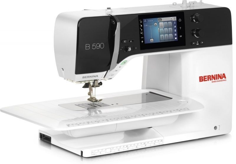 Швейная машина Bernina B590