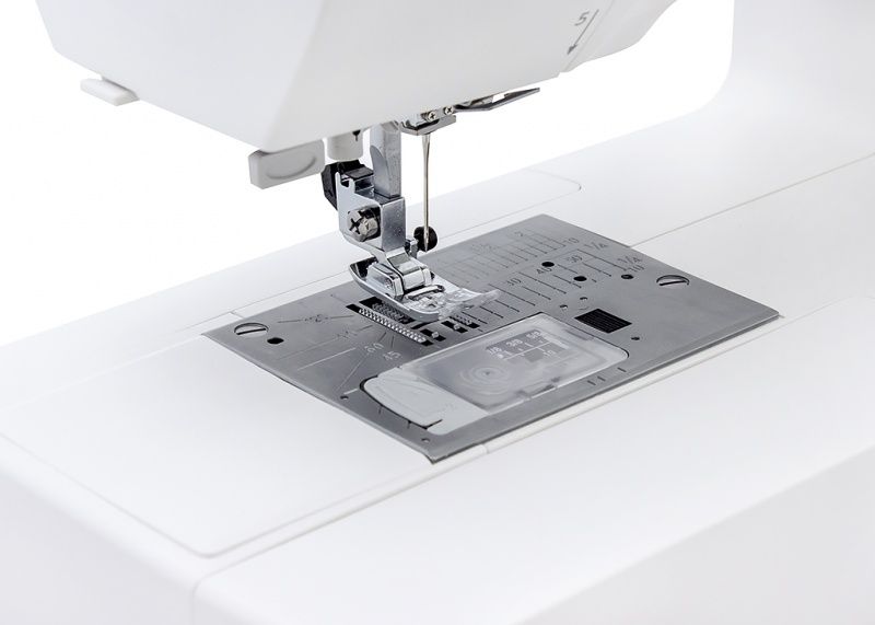 Швейная машина Janome 780DC
