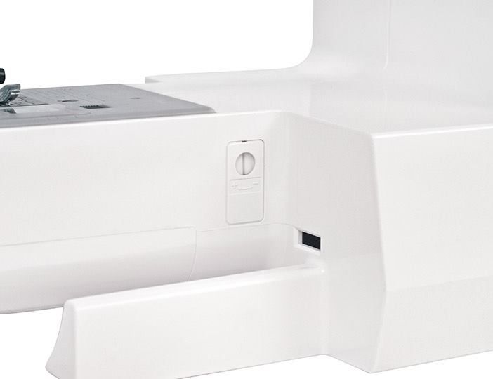 Швейная машина Janome DC 3900