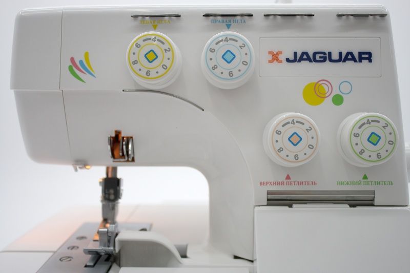Оверлок Jaguar 880D