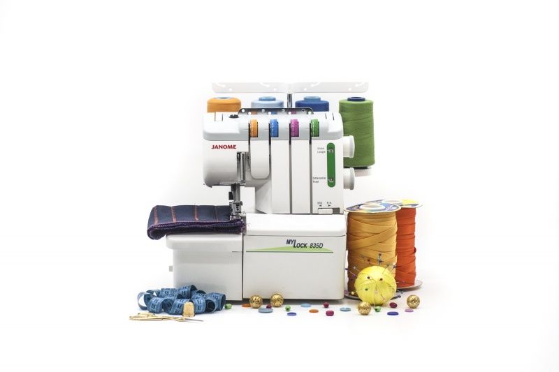Оверлок Janome M 835D