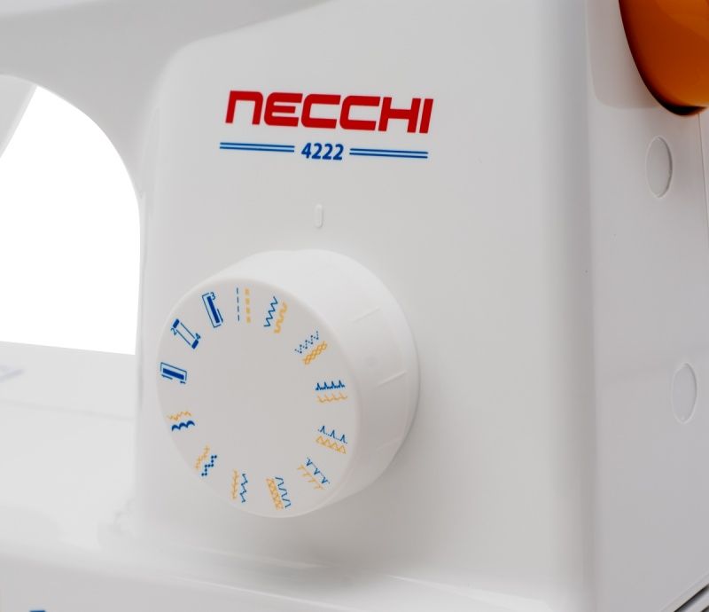 Швейная машина Necchi 4222
