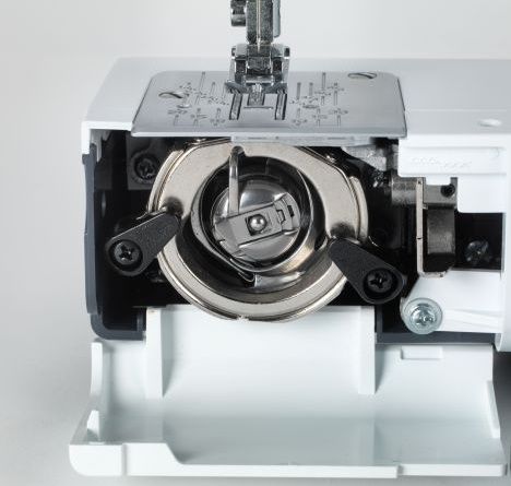 Швейная машина Bernette B35