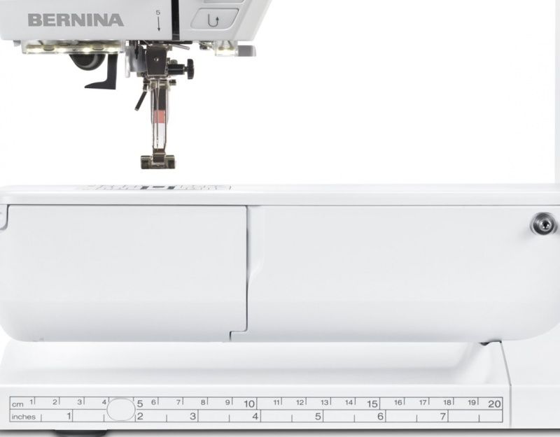 Швейная машина Bernina B475QE