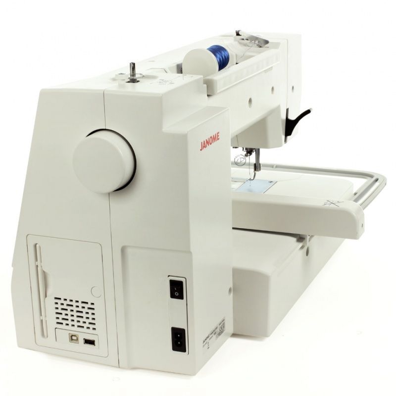 Вышивальная машина Janome Memory Craft 500E