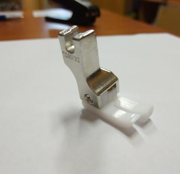 Лапка фторопластовая для отстрочки TCR 1/32N" (0.8 мм)