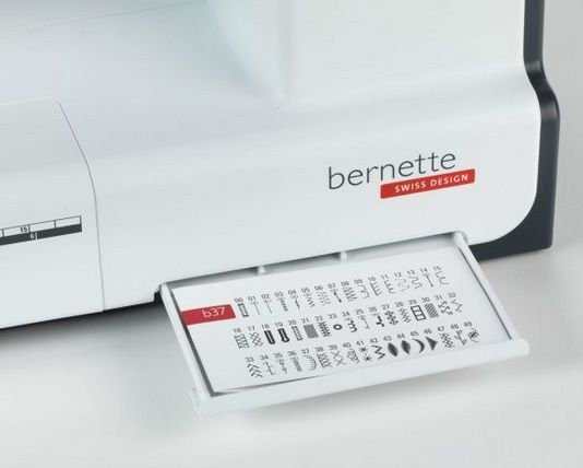 Швейная машина Bernette B37