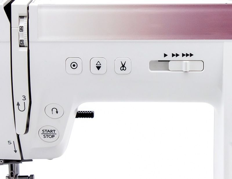 Швейная машина Janome 740DC