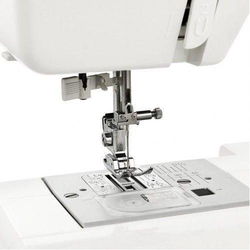 Швейная машина Janome SEW LINE 300