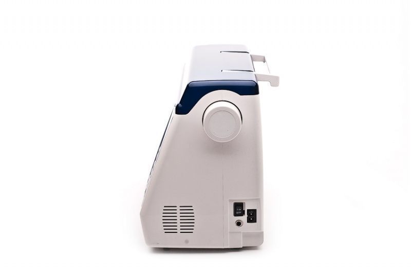 Швейная машина Merrylock 8350